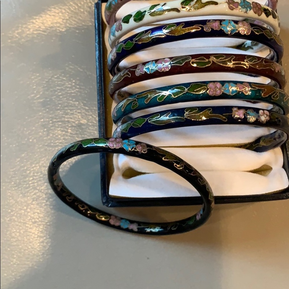 Brad New Bracelet Set! - Picture 4 of 4